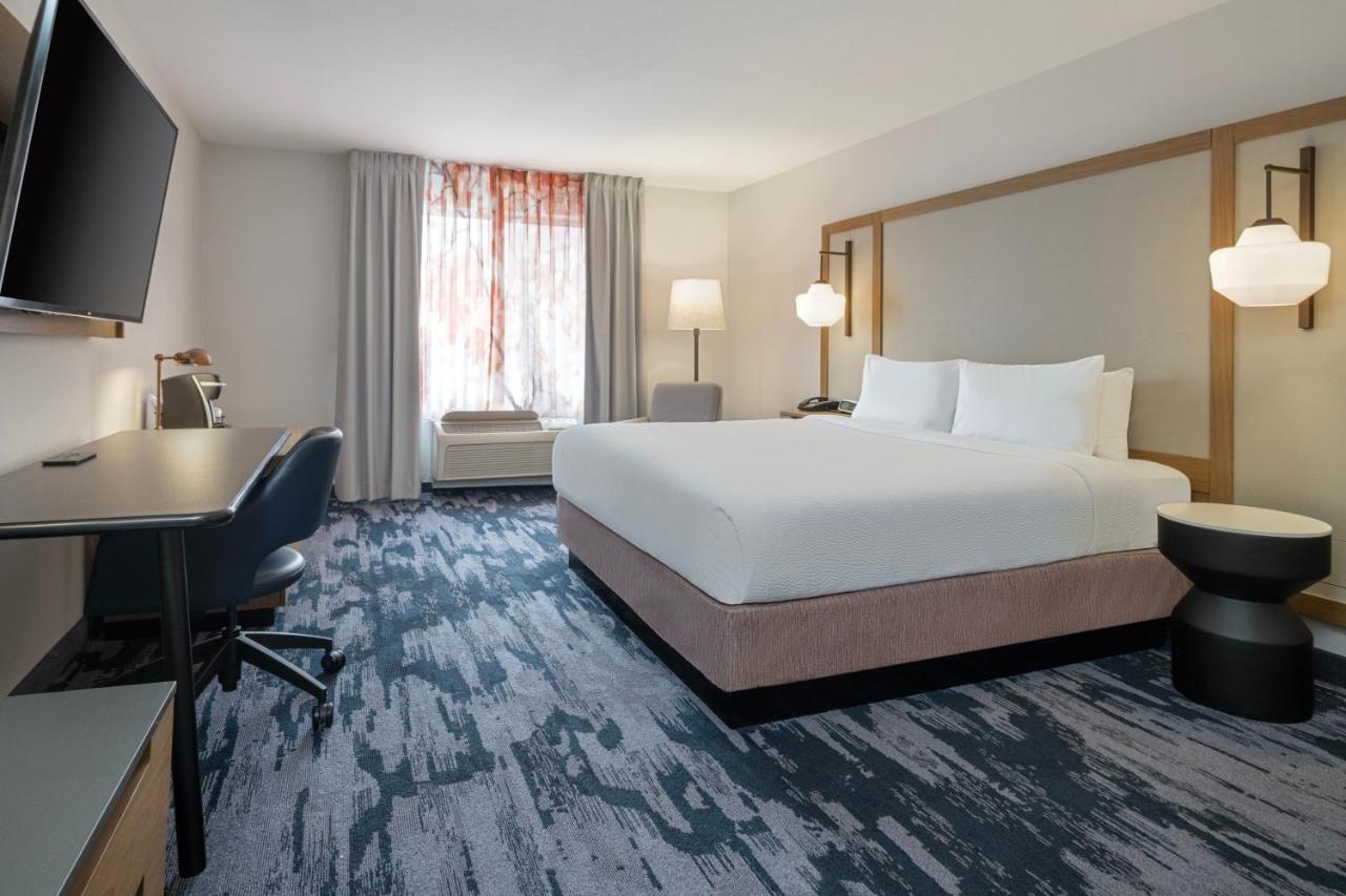 Fairfield Inn & Suites Ντέντον Εξωτερικό φωτογραφία