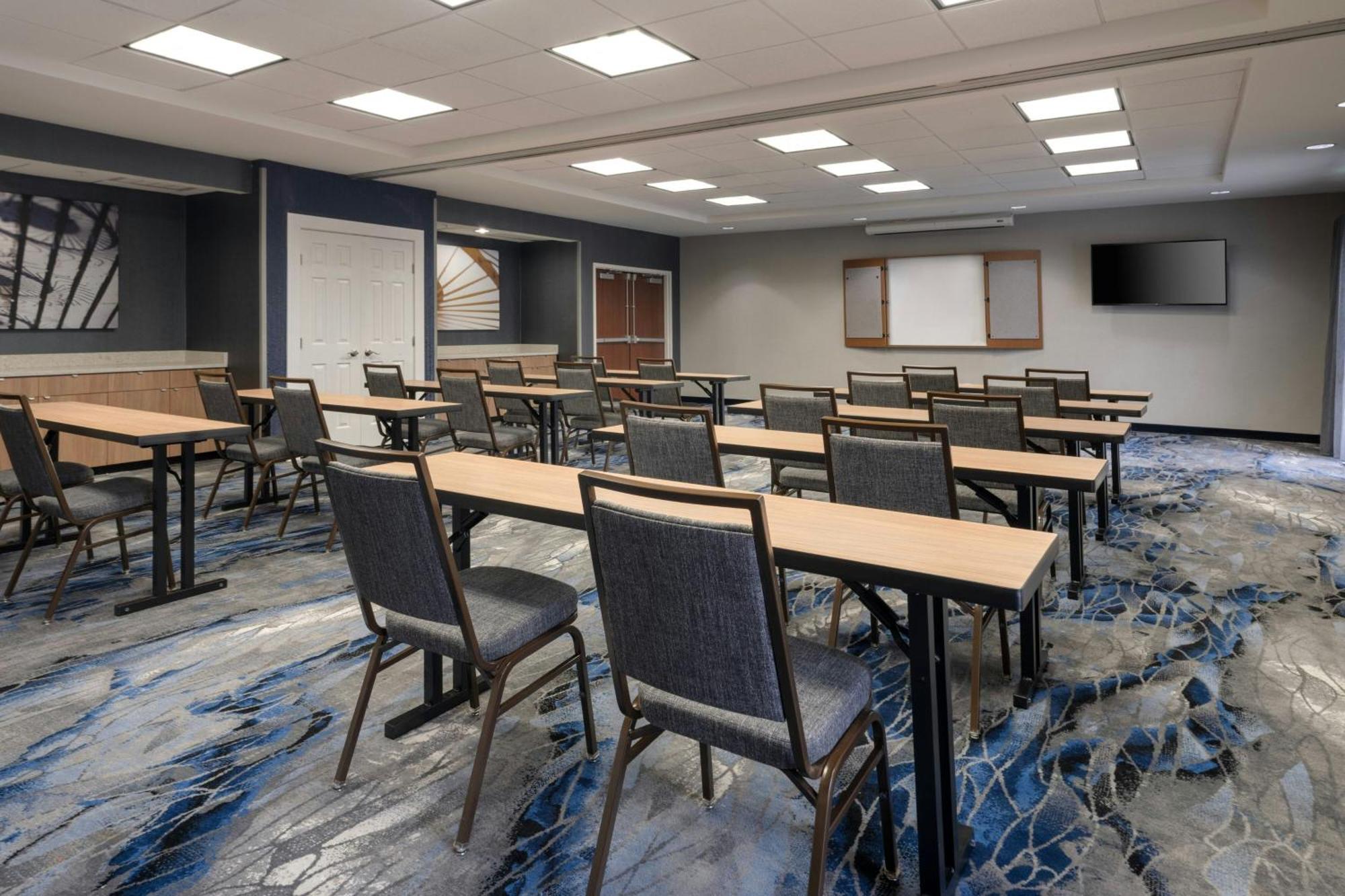 Fairfield Inn & Suites Ντέντον Εξωτερικό φωτογραφία