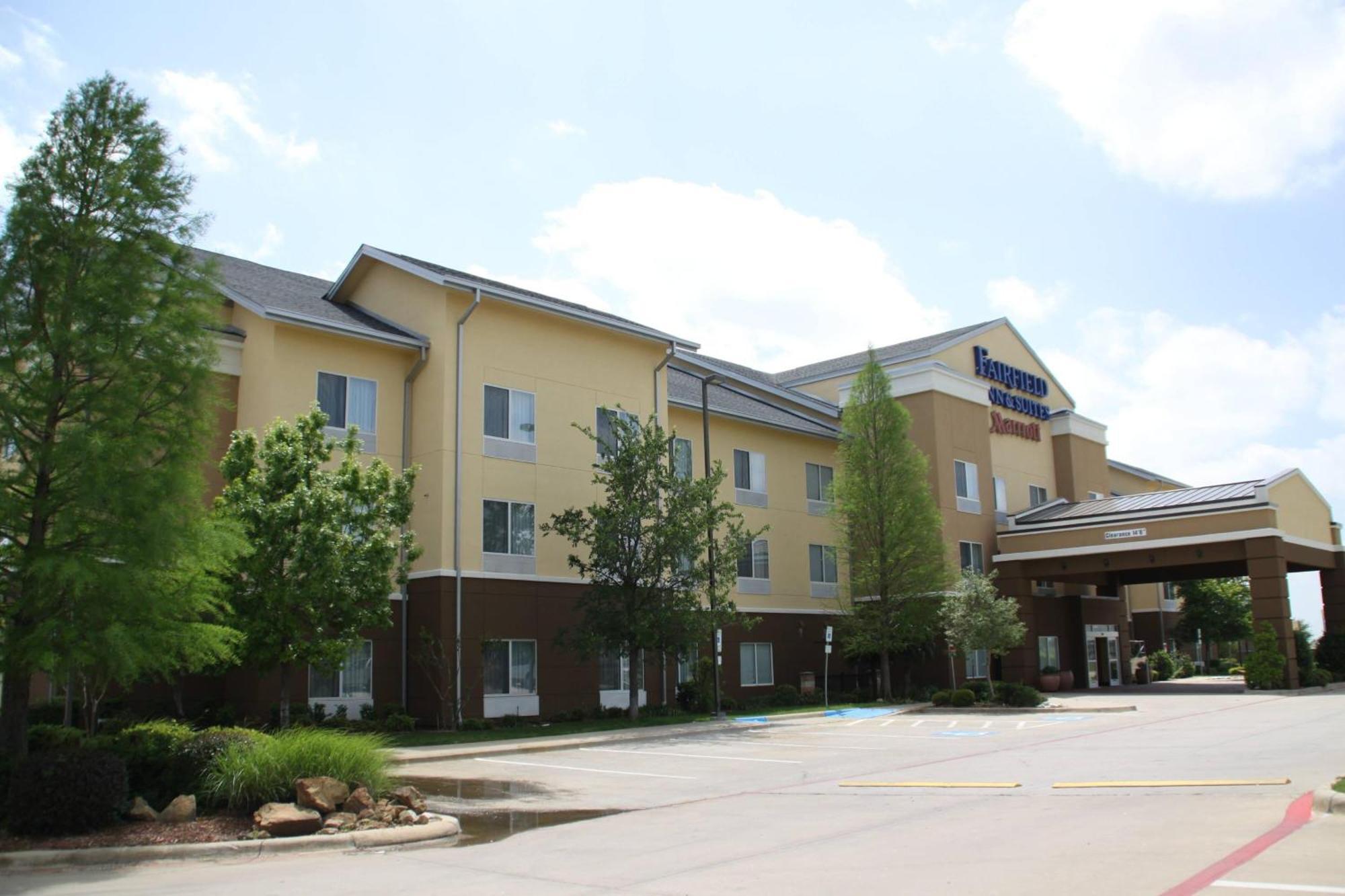 Fairfield Inn & Suites Ντέντον Εξωτερικό φωτογραφία
